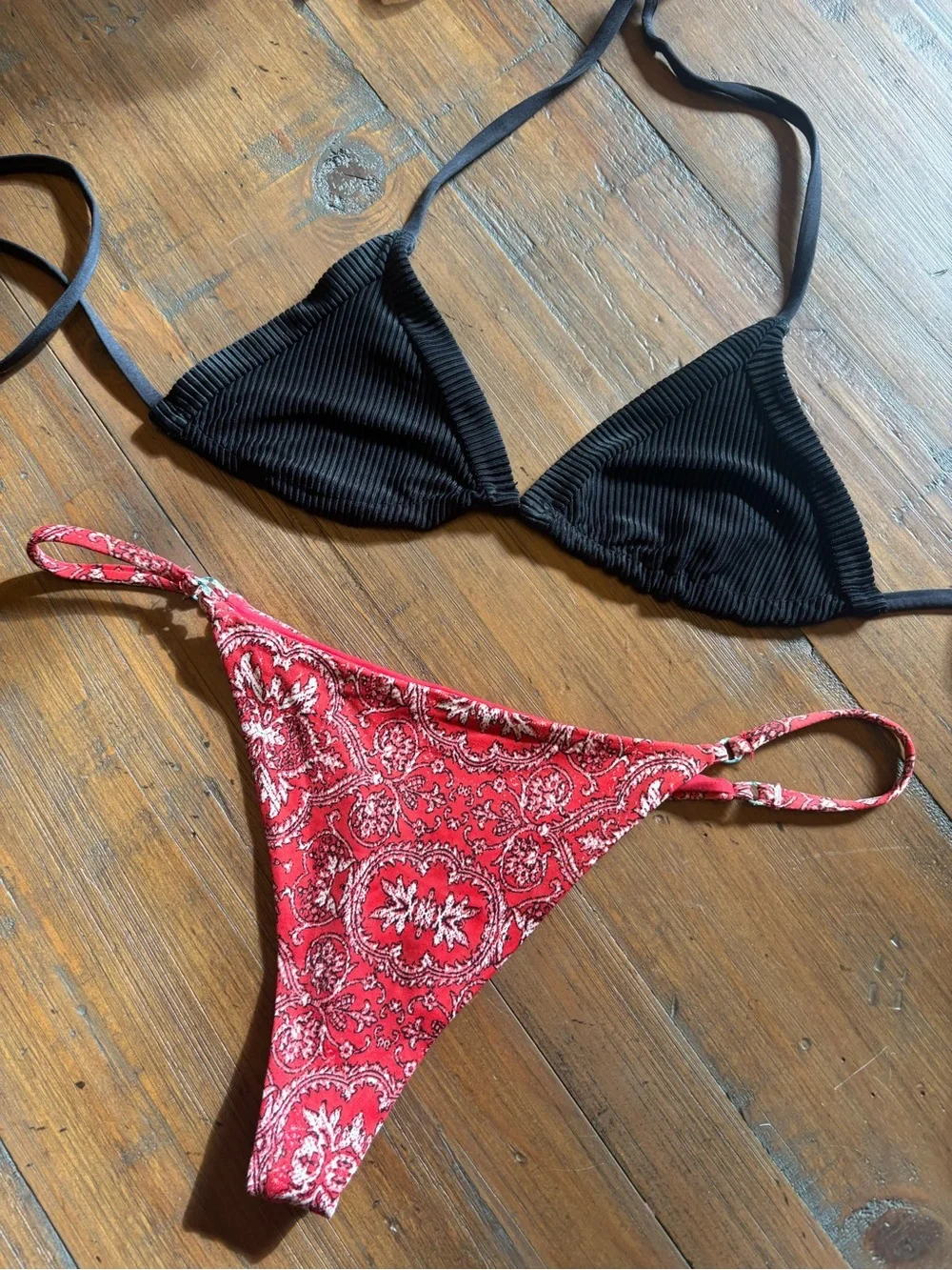 Frankie’s bikinis bandana print bikini set